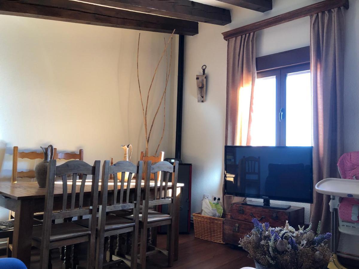 Casa - Apartamento Rural La Tahona Del Abuelo Plasenzuela Eksteriør bilde
